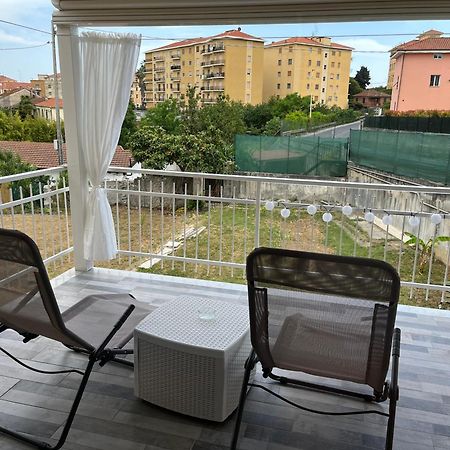 Il Gattino Di Porto - Apt 6 - Monolocale Terrazzo Piscina Imperia Εξωτερικό φωτογραφία